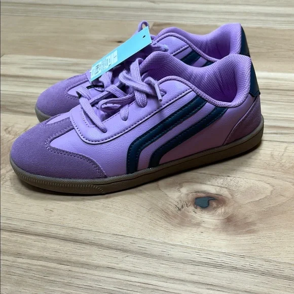 NWT kids Purple and navy Sneakers - Picture 2 of 4